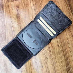 Cartera de cuero plegable para identificación de policía y fuerzas del orden. Cartera hecha a mano. Porta credencial.