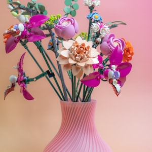 Vase with flower holder for LEGO® Botanical flower sets Pink
