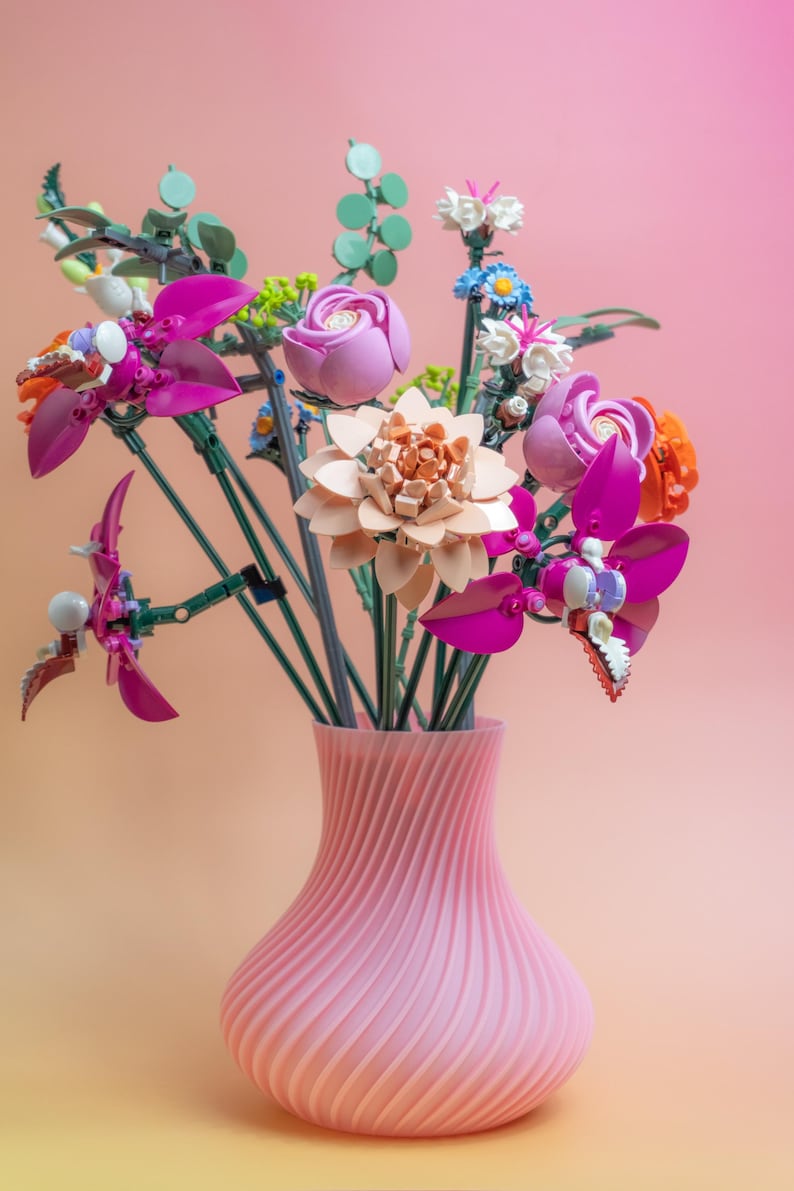 Vase with flower holder for LEGO® Botanical flower sets Pink