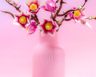 Moderne wellige Vase in mattem Schwarz - 24 cm hohe, gerippte botanische Blumenvase - Wohnkultur - Umweltfreundliche Bio-Plastikvase - Maerc Design