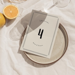 Numéros de table manuscrits pour mariage Numéros de table rustiques Numéros de table griffonnés Numéros de table dessinés à la main Numéros de table bricolage pour mariage