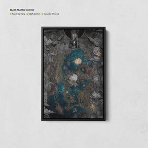 Puede incluir: Lienzo enmarcado en negro con un mapa detallado en tonos grises, azules y dorados. El mapa incluye una rosa de los vientos y detalles intrincados, con el texto "BLACK FRAMED CANVAS" en la parte superior.