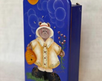 Vintage Bear and Bees Jewelry Box or Key Holder