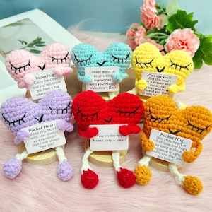 Handgefertigtes Häkelherz, Plüschherz häkeln, Liebesherz, Geschenk zur emotionalen Unterstützung, Amigurumi Herz, personalisiertes Geschenk, V'day Geschenk, Geschenk für Freund