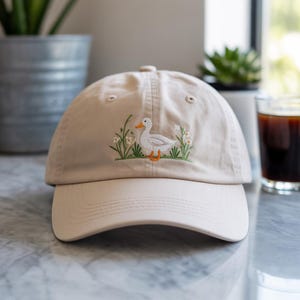 Premium Embroidered Goose Dad Hat – Cute Silly Goose Cotton Cap – Adjustable Nature Lover Gift for Bird Fans