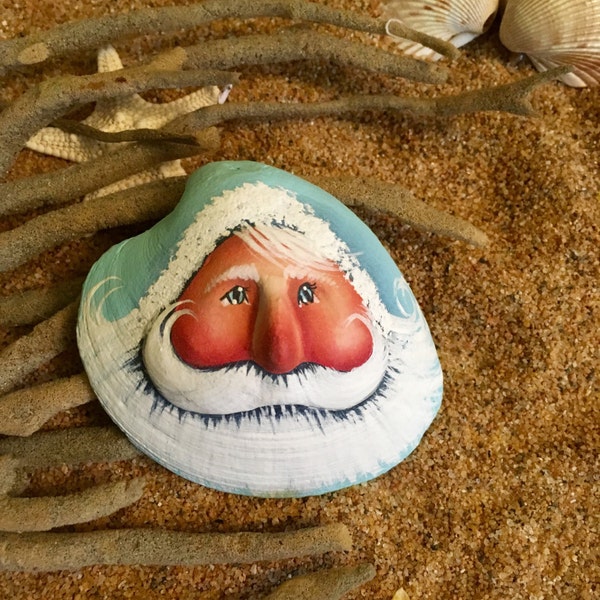Sculpted clam sea shell painted Santa Christmas ornament # 738