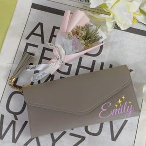 Cartera de piel sintética personalizada: cartera plegable larga personalizada para él o ella, cartera fina y suave, regalo elegante para hombre o mujer.