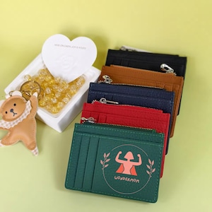 Op maat gegraveerde leren portemonnee – gepersonaliseerd cadeau voor haar, slanke kaarthouder, minimalistische ID-portemonnee, handgemaakt, duurzaam en stijlvol