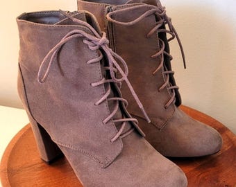 Bamboo HILLTOP-05S Side Zipper Lace Up Ankle Boots Faux Suede