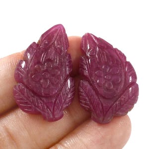 Natural Ruby Hand Carved Carving Gemstone Ruby Leaf Carving Loose Gemstone For 32 X 20 MM - 65 Carat