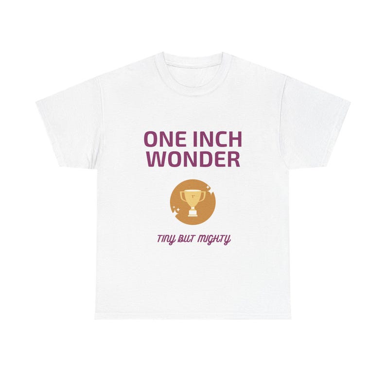 Wonder T-shirt van 2,5 cm | Grappig cadeau voor hem | Tiny But Mighty Stag Do T-shirt | Onbeleefd verjaardagscadeau of schertstopje voor vrienden afbeelding 6