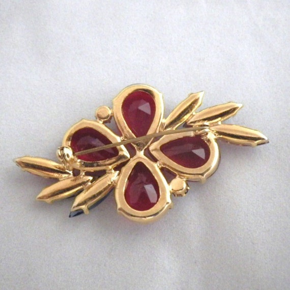 Vintage Juliana Style Rhinestone Brooch - image 3