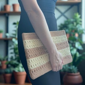 Handmade Crochet Laptop Sleeve – Custom Size & Color