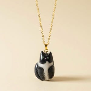 Colgante de gato personalizado: collar con retrato de mascota hecho a mano, en oro o plata.