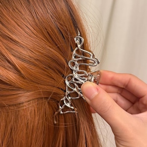 Abstract Metal Claw Clips Golden Hair Clips Unique Clips for Thick Hair Claw Clips Silvery Hair Accessories Cute Clips Modern Claw Clip