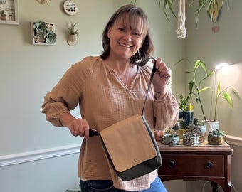 Small Messenger Bag – Adjustable Crossbody or Shoulder Purse
