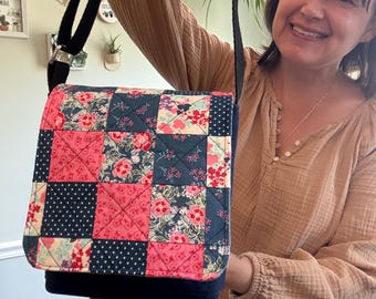 Small Messenger Bag – Adjustable Crossbody or Shoulder Purse with Quilted Flap