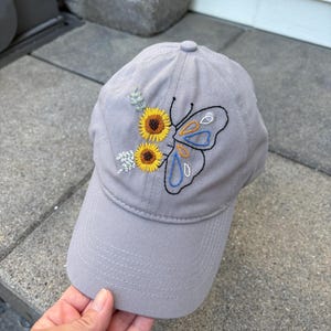 Gray Hat With Hand Embroidered Butterfly, Floral Baseball  display picture 2