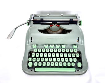 Vintage Hermes 3000 Portable Typewriter – Rare SCRIPT Font, Newly Recovered Platen, Complete