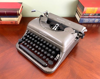Remington Rand Deluxe Antique Typewriter - Bernice - Professionally Serviced
