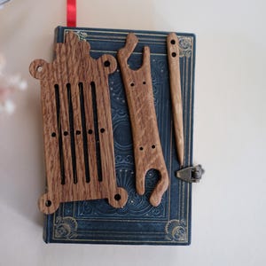 Pocket Size Rigid Heddle Loom Kit for Weaving