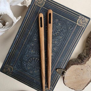 Nalbindningsnål från ekträ