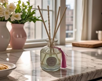 Luxe rietverspreider: geschenkdoos fruitige bloemengeur