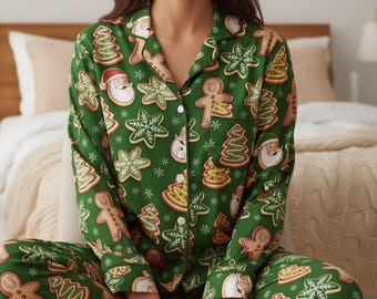 Gingerbread Santa Snowflakes Candy Christmas Satin Pajama Set, Gingerbread Pajama, Santa Claus Pajamas, Family Matching Christmas Pajamas