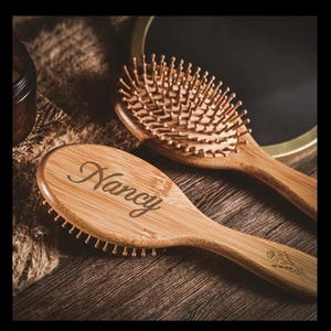 personalised hair brush