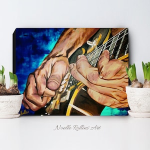 Peut inclure: Une peinture de gros plan d'une main jouant de la guitare. La main est peinte dans un style r&eacute;aliste avec des rides d&eacute;taill&eacute;es et des tons de peau. La guitare est peinte de mani&egrave;re stylis&eacute;e avec un corps brun fonc&eacute; et un pickguard dor&eacute;. L'arri&egrave;re-plan est un motif abstrait bleu et vert.