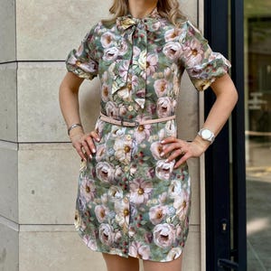 Jabot Mini Shirt Dress Bow-tie Dress Vintage Dress Floral Garden Party Outfit Elegant Summer Shirt Dress 70s with Belt Handmade Custom Size