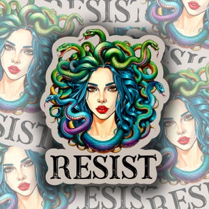 Medusa RESIST Aufkleber | Holographisch | Vinyl | Wasserfest | Laminiert | Zubehör | Feminismus | Medusa | Verunglimpft | Zurückgefordert | Frauen