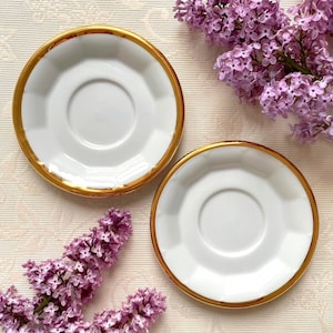 Price is for 1 Saucer. Gold Trim and White Porcelain Pillivuyt France 14 cm Diameter Saucer. Very Rare Collectible Vintage French Bistro