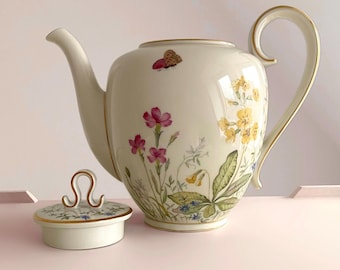 Krautheim Lidded Coffee Pot 1600 ml (54 oz) Very Rare Bavaria Wiesengrund Bergeshöh'n. Off White Porcelain, Wildflower Motive and Gold Trim