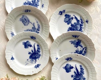 Price is for 1 Plate. Blue Flower &quot;Blå Blomst&quot; Royal Copenhagen Curved 15 cm Diameter Cake/Side Plate. Assorted Porcelain. Has Dark Spots!