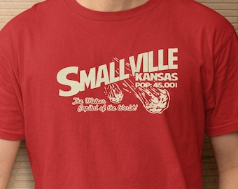 Smallville Meteor Capital of The World Shirt, TV Show Kansas Personalized Graphic Tee, Vintage Custom Gift For Superheroe Fan Unisex T-Shirt
