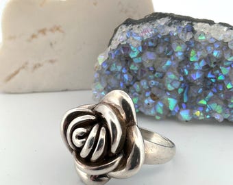 Vintage Sterling Silver Floral Rose Ring