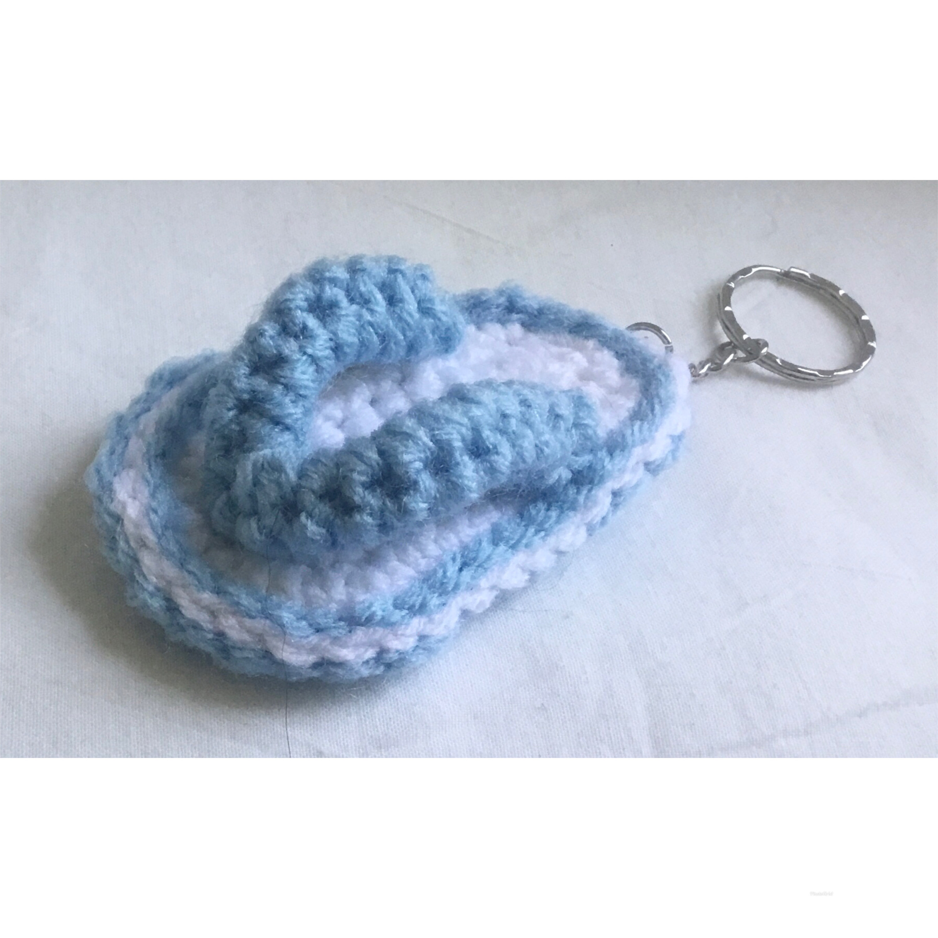 crochet flip flop keychain