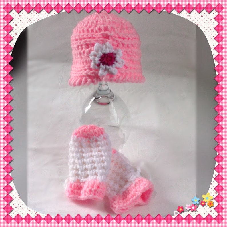 Crochet Baby Girl Hat and Mittens, Infant Hat, Baby Mittens, Baby Gifts