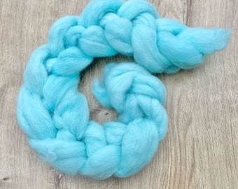 Hand Dyed Perendale Spinning Fibre, 100g, Hand Dyed Wool Tops, Hand Spinning Fibre