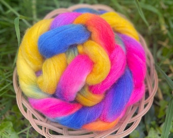 Highlighter Hand Dyed Corriedale Spinning Fibre Dyed Wool Tops For Hand Spinning Felting Fibre Dyed Roving