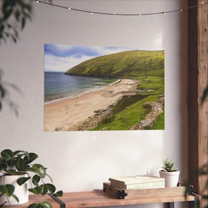 Bahía de Keem, Isla Achill, Carteles de Bellas Artes