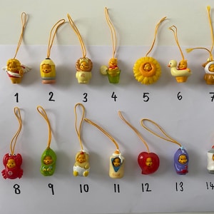 Peek-a-Pooh Phone Charms