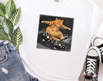Skateboarding Cat Graphic Shirt, Vintage Cats Skate T Shirt, Retro Streetwear Shirts, Funny Kitten Sweatshirt, Unisex Oversized Cool Beer