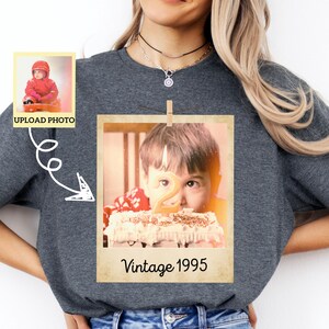 Kundenspezifisches Vintage Foto und Jahr Personalisiertes Geschenk zum 30. Geburtstag Kundenspezifisches Hemd mit Bild Vintage 30. Geburtstagsfeier Vintage Est 1995 Hemd