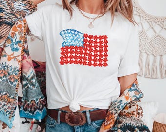 Camisa Comfort Colors® con bandera estadounidense floral, camisa del 4 de julio, camisa patriótica, camisa del Día de la Independencia, camisa con bandera estadounidense floral, camiseta de EE. UU.