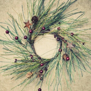 Winter Pine Needle Rusty Stars Berries Candle Ring Winter Wreath 10”