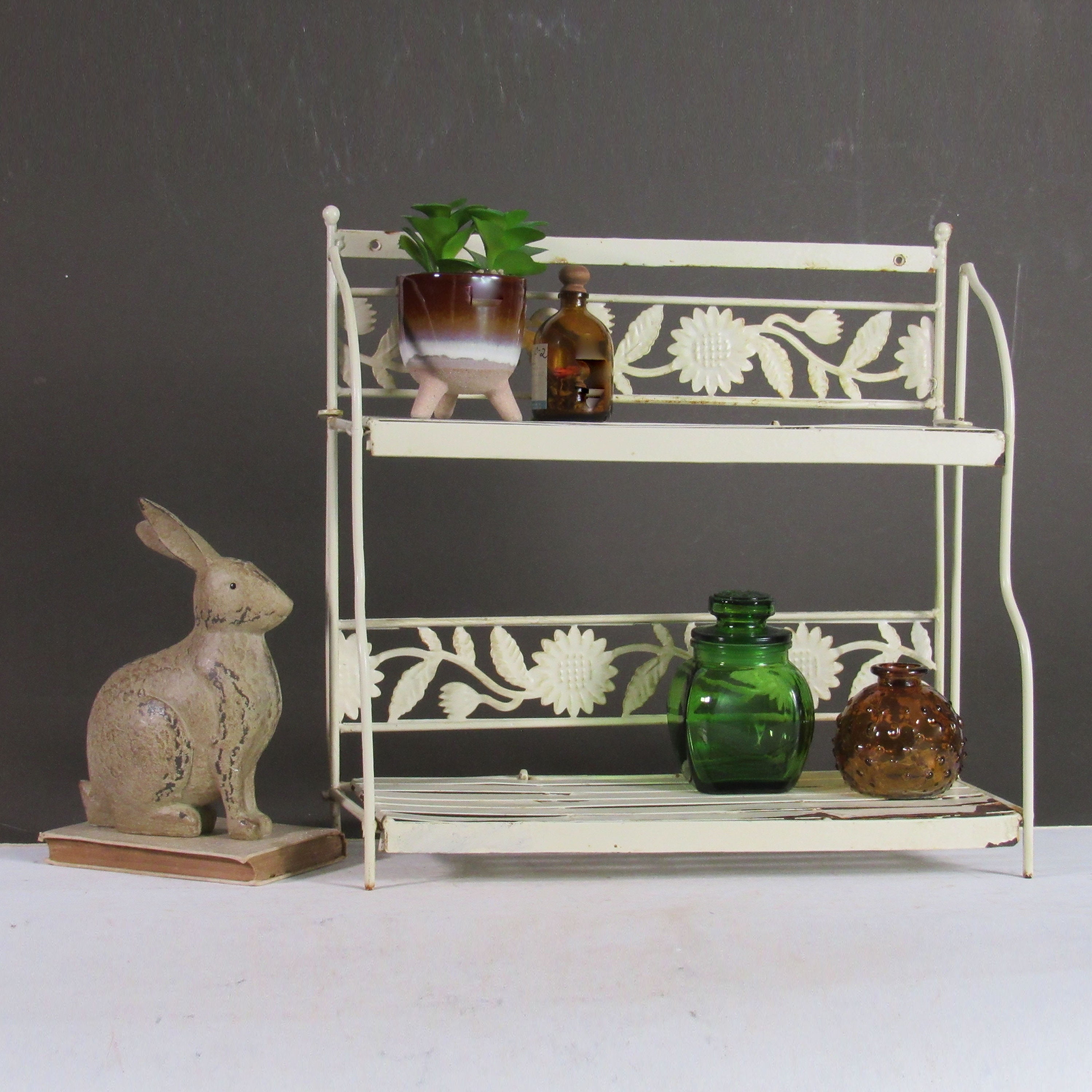 Decorative metal sale shelves bathroom