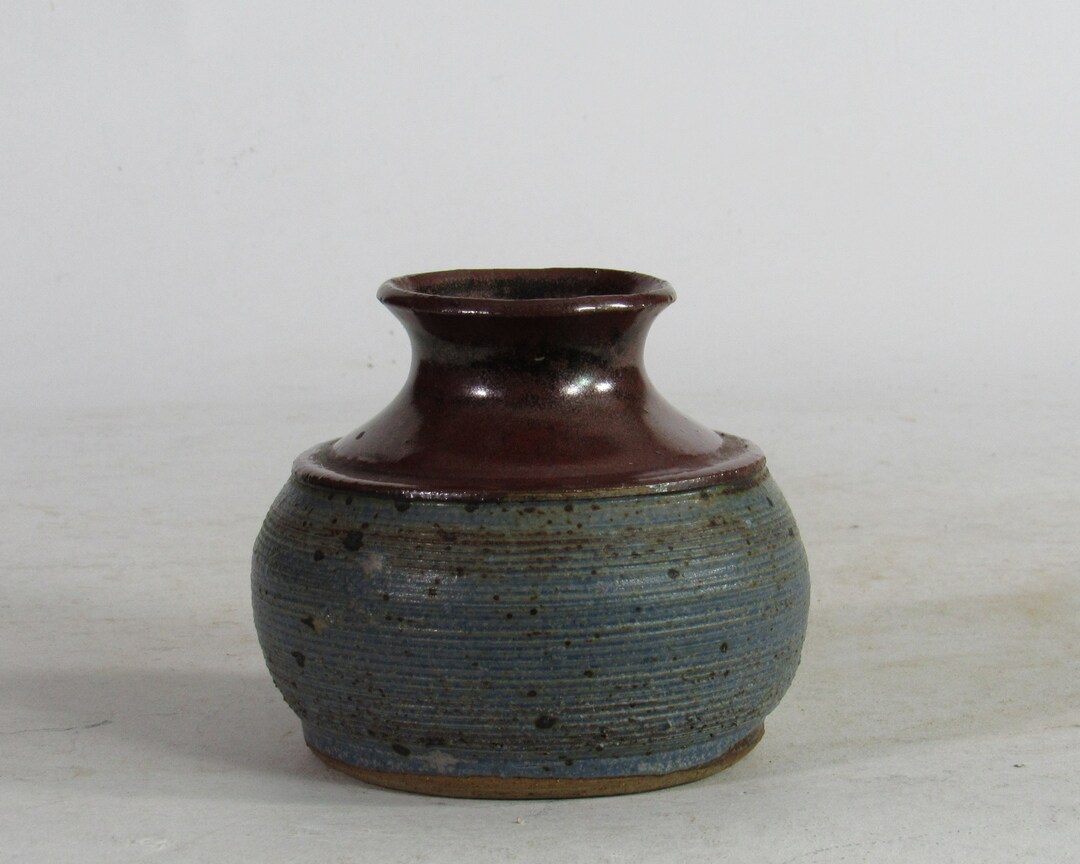 Art Pottery , Ceramic Vase, Vintage Clay Vase, Mid Century Modern Style