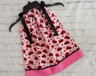 Girls Ladybug Dress, Pillowcase Dress, Girls Dress with Ladybugs, Toddler Dress, Baby Dress, Little Girl Dress, Pink and Red Dress